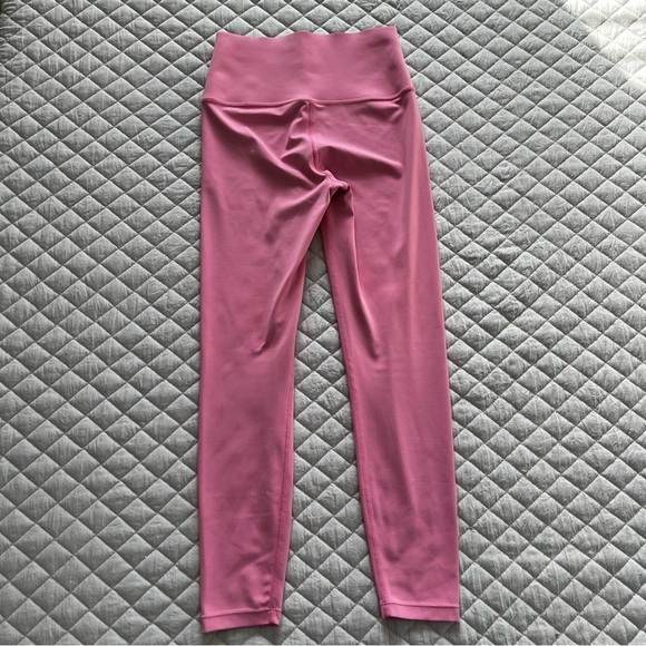 Like-new women’s high waist leggings - Picture 3 of 7